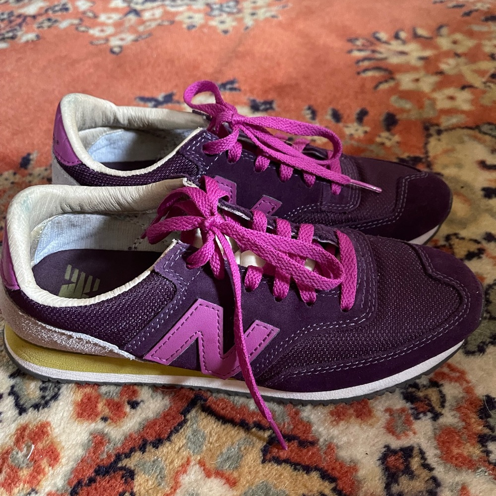 New balance size 5.5 inexcellent used condition worn approx 5x